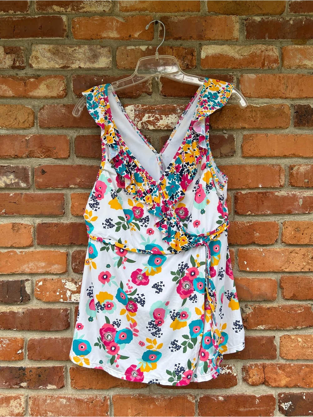 Liz Claiborne White/Pink Floral Ruffle V-Neck Tie-Waist Tankini Top 20W